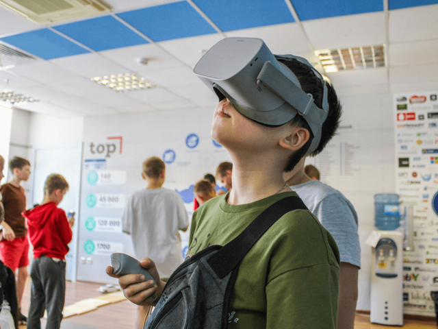 Компьютерная Академия TOP Москва – городской лагерь, Москва, 28 локаций. Путевки в детский лагерь на 2026 год, фото программы 5