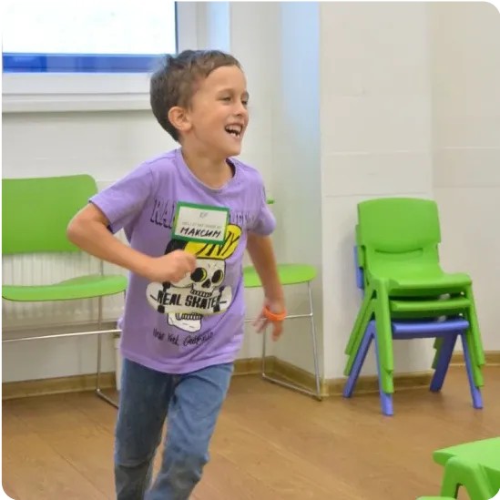 Клуб английского языка UFirst – детская программа, Новосибирск. Путевки на детские программы на 2026 год, фото 9