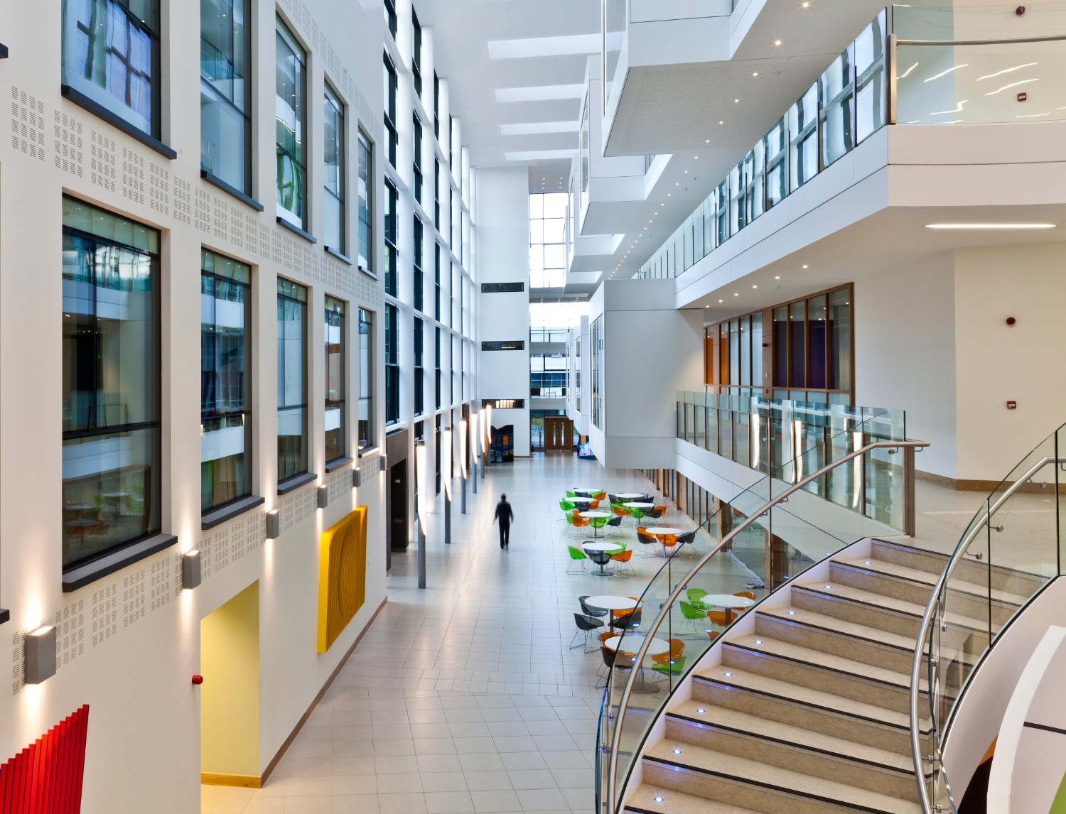 «University College Dublin», Ирландия, Дублин – 7.