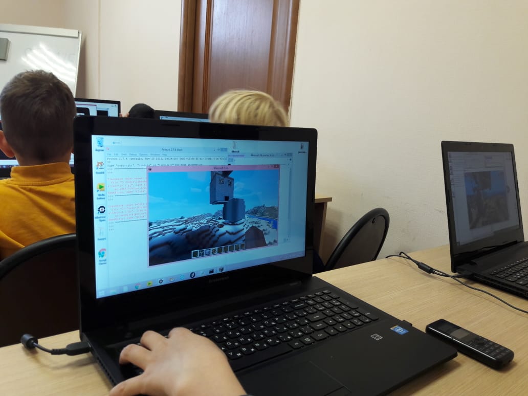 «Пиксель онлайн» – путевки в летний детский онлайн лагерь 2023, Дистанционно – 3.