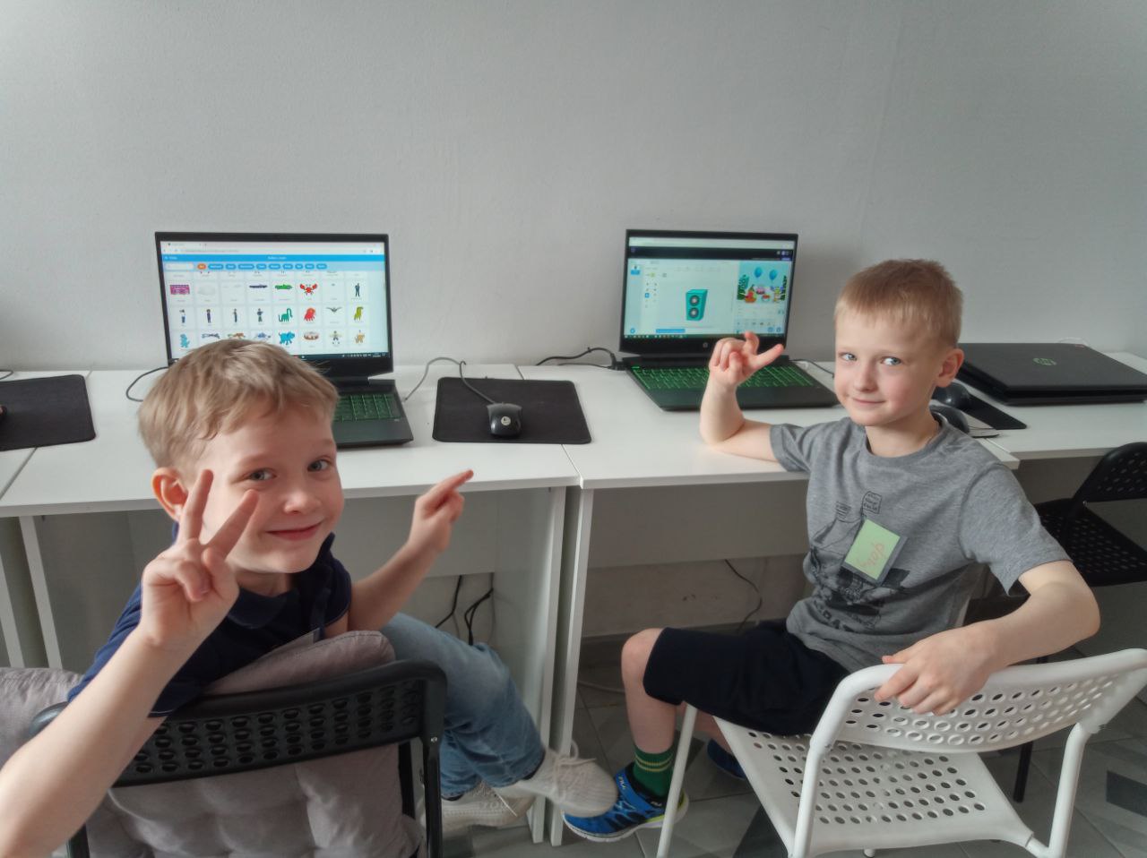Алгоритмика. Интенсив Профессии будущего – городской лагерь, г.Сургут. Путевки в детский лагерь на 2025-2026 год, фото 9