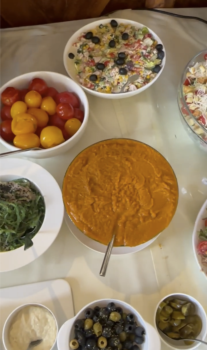 Лагерь Юайти. 4 Сезона – IT и математический лагерь, Московская обл., Серпуховский р-н. Путевки в детский лагерь на 2026 год, фото питания 5