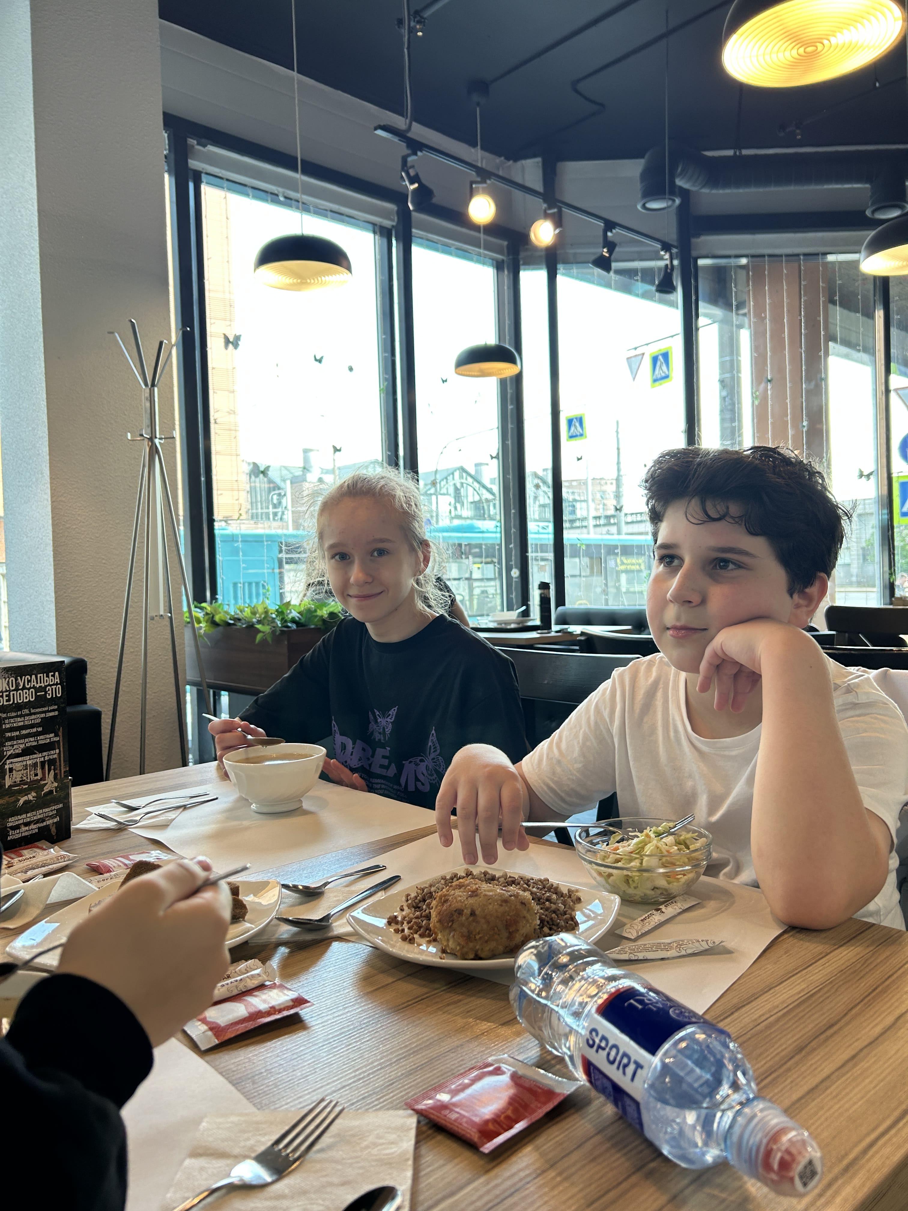 Городской лагерь Эндорфин Gym – городской лагерь, Санкт-Петербург, м. Ладожская. Путевки в детский лагерь на 2026 год, фото питания 2