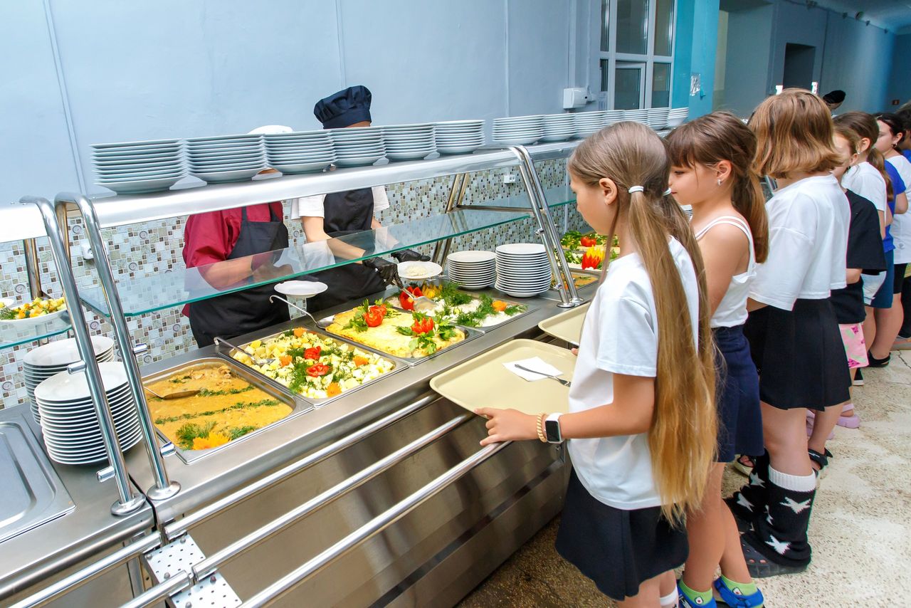 ДОЛ Парус – лагерь на море, Крым, Евпатория. Путевки в детский лагерь на 2026 год, фото питания 3