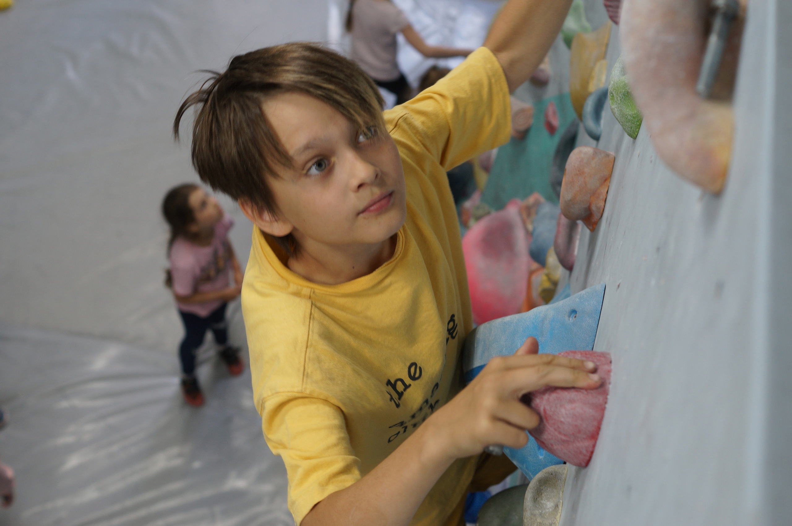 Городской лагерь скалодрома Искра – детская программа, Челябинск, 3 филиала . Путевки на детские программы на 2026-2027 год, фото программы 13