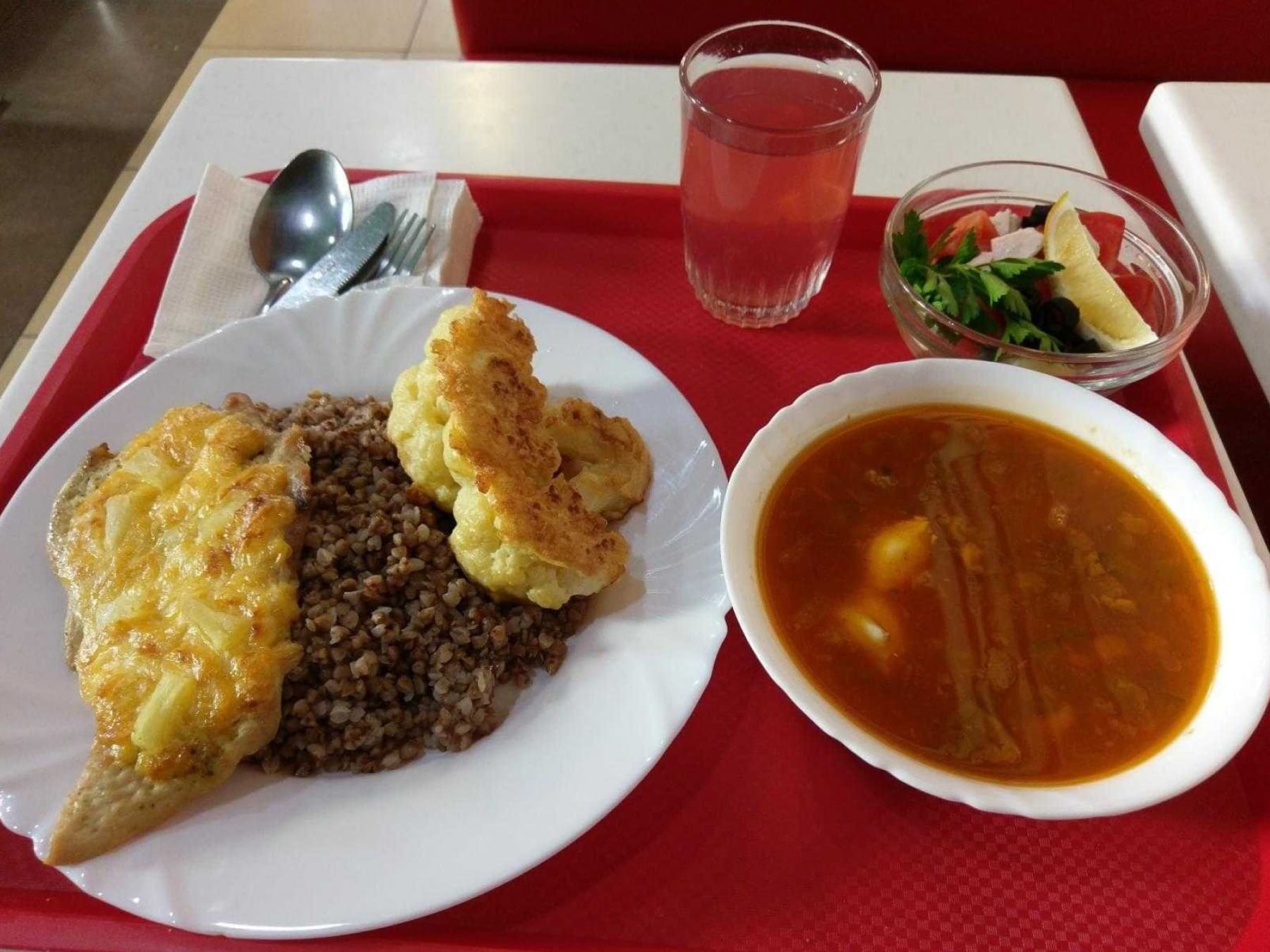 Летняя выездная школа Фотон – IT и математический лагерь, Московская область, Зеленоград. Путевки в детский лагерь на 2026 год, фото питания 3