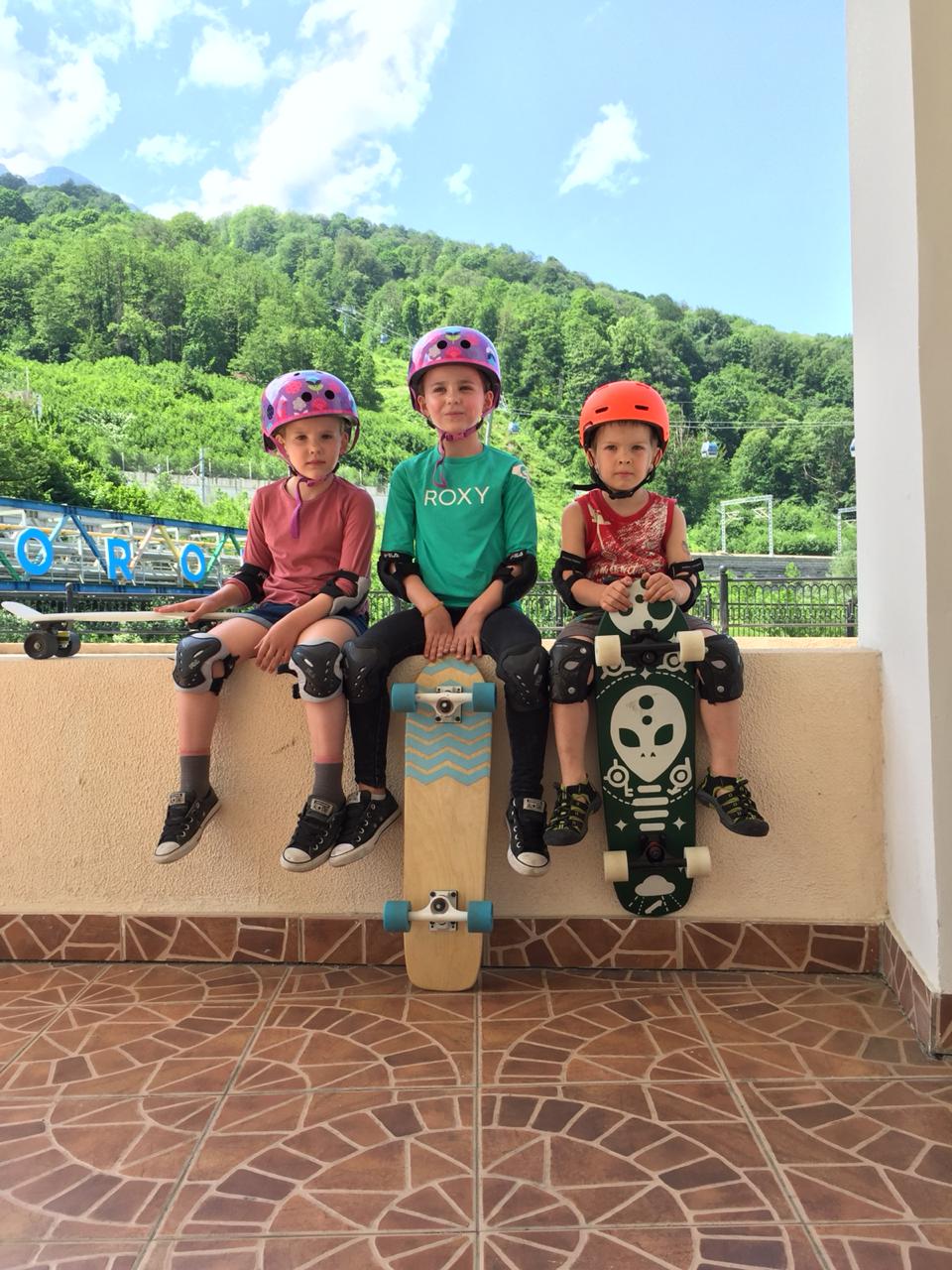 TIROL CLUB – туристический лагерь, Краснодарский край, Сочи (Красная Поляна). Путевки в детский лагерь на 2026-2027 год, фото обучения 1