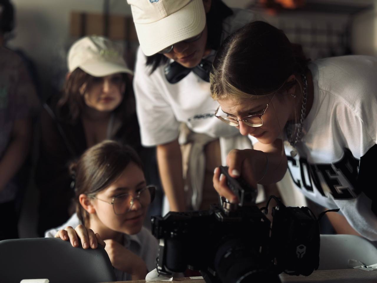 Городской интенсив Киношколы МАКГАФФИН – детская программа, Москва, м. Кропоткинская. Путевки на детские программы на 2026 год, фото программы 10