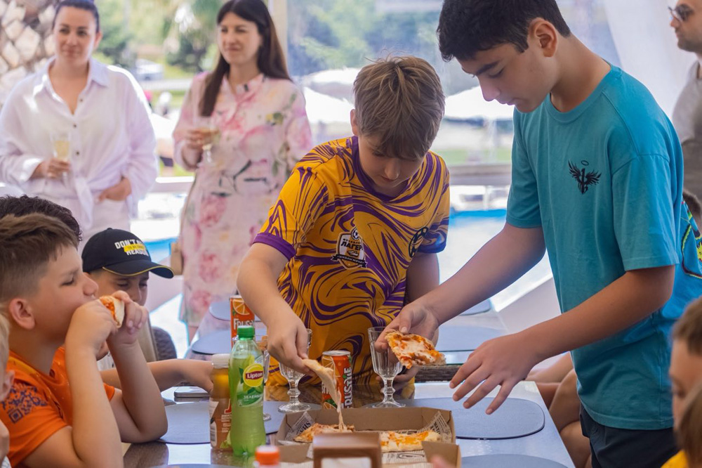 «Школа мяча. Футбольный кэмп», Сочи, Сириус – 6.