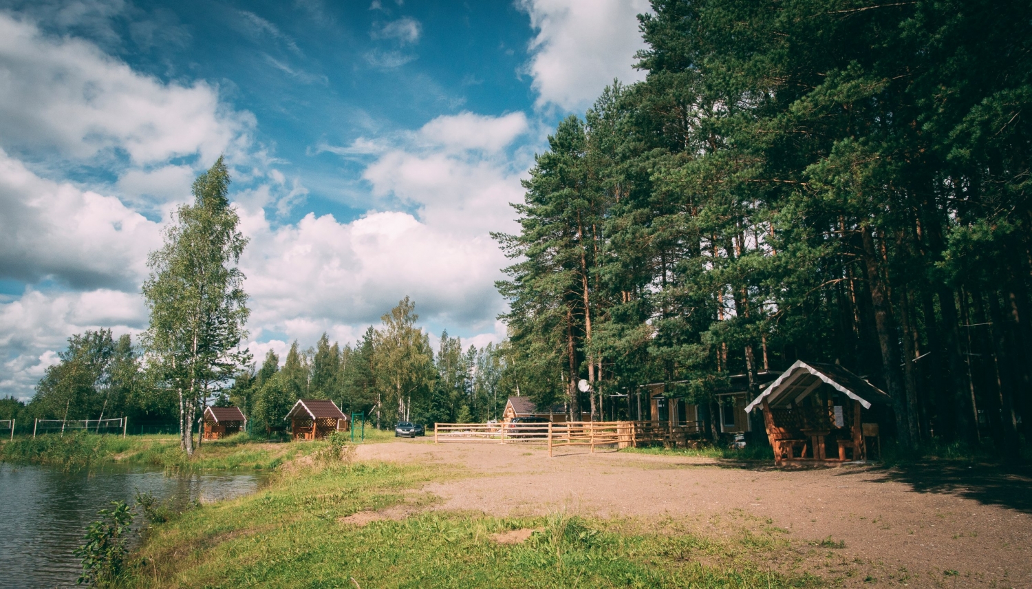 Junior Camp DOM – английский лагерь, Ленинградская область, Тосненский район. Путевки в детский лагерь на 2024 год, фото размещения 1