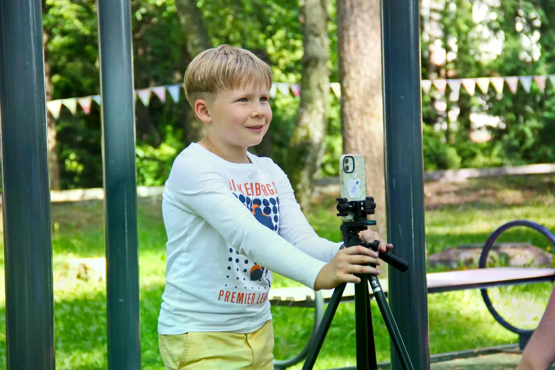 Enjoy Camp В кадре. Головинка – творческий лагерь, Калужская обл., Жуковский р-н. Путевки в детский лагерь на 2026 год, фото обучения 4