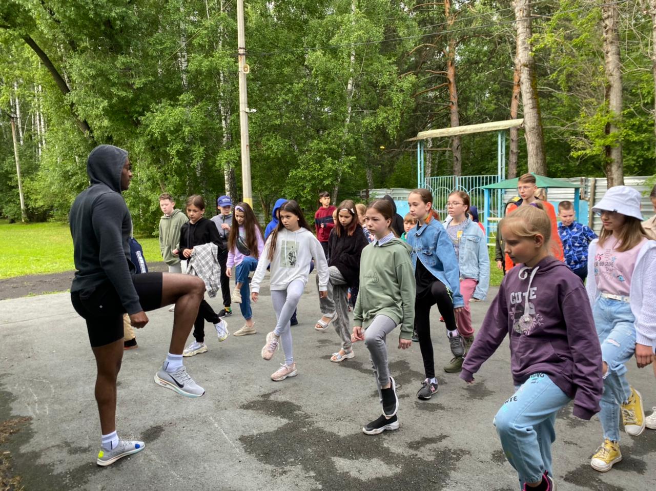 «ОXFORD FRIENDS CAMP. Выездной языковой лагерь» – путевки в летний детский лагерь 2023, Новосибирск – 6.