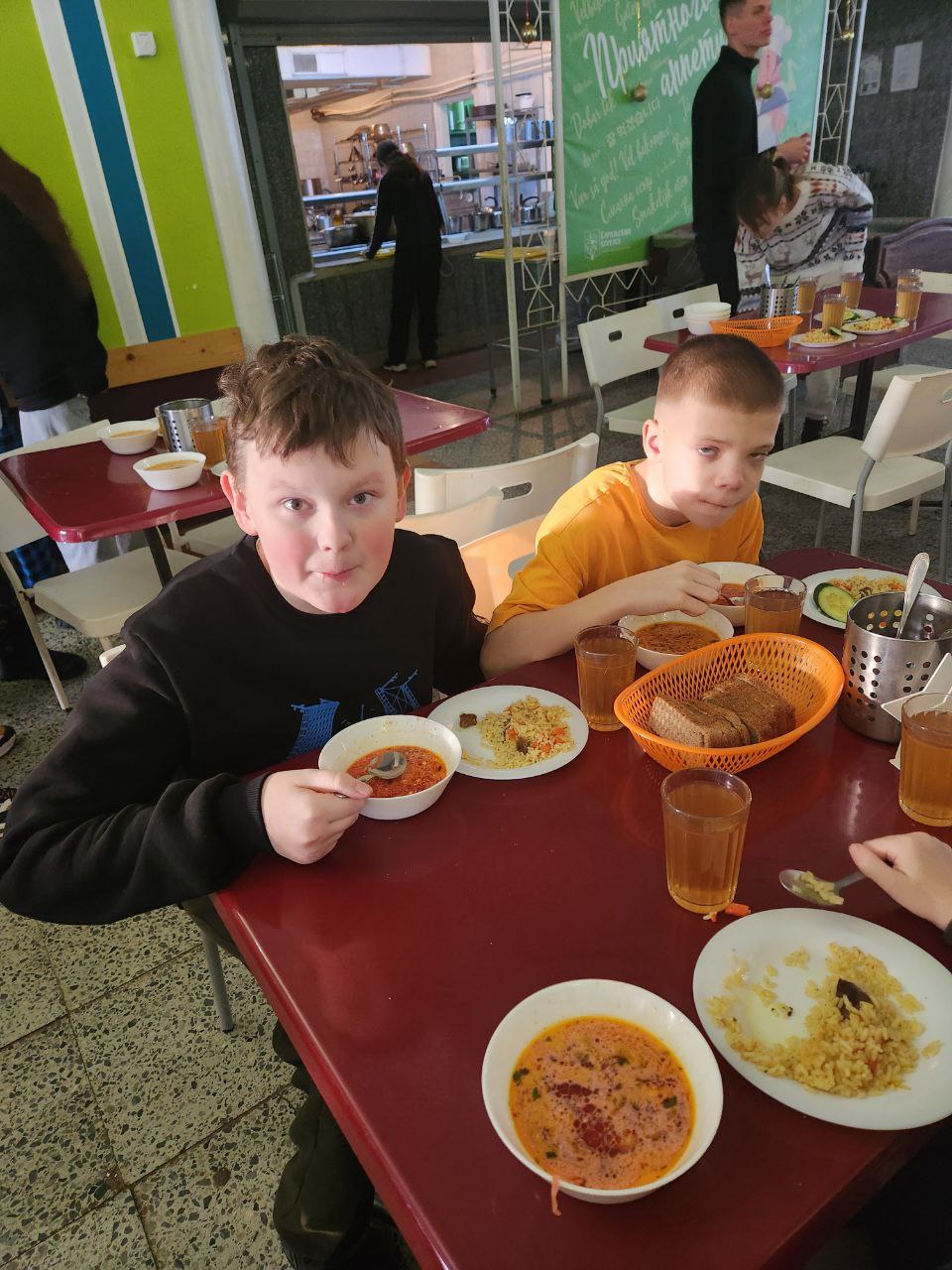 Кульбит – спортивный лагерь, Ленинградская обл., Выборгский р-н. Путевки в детский лагерь на 2026 год, фото питания 3