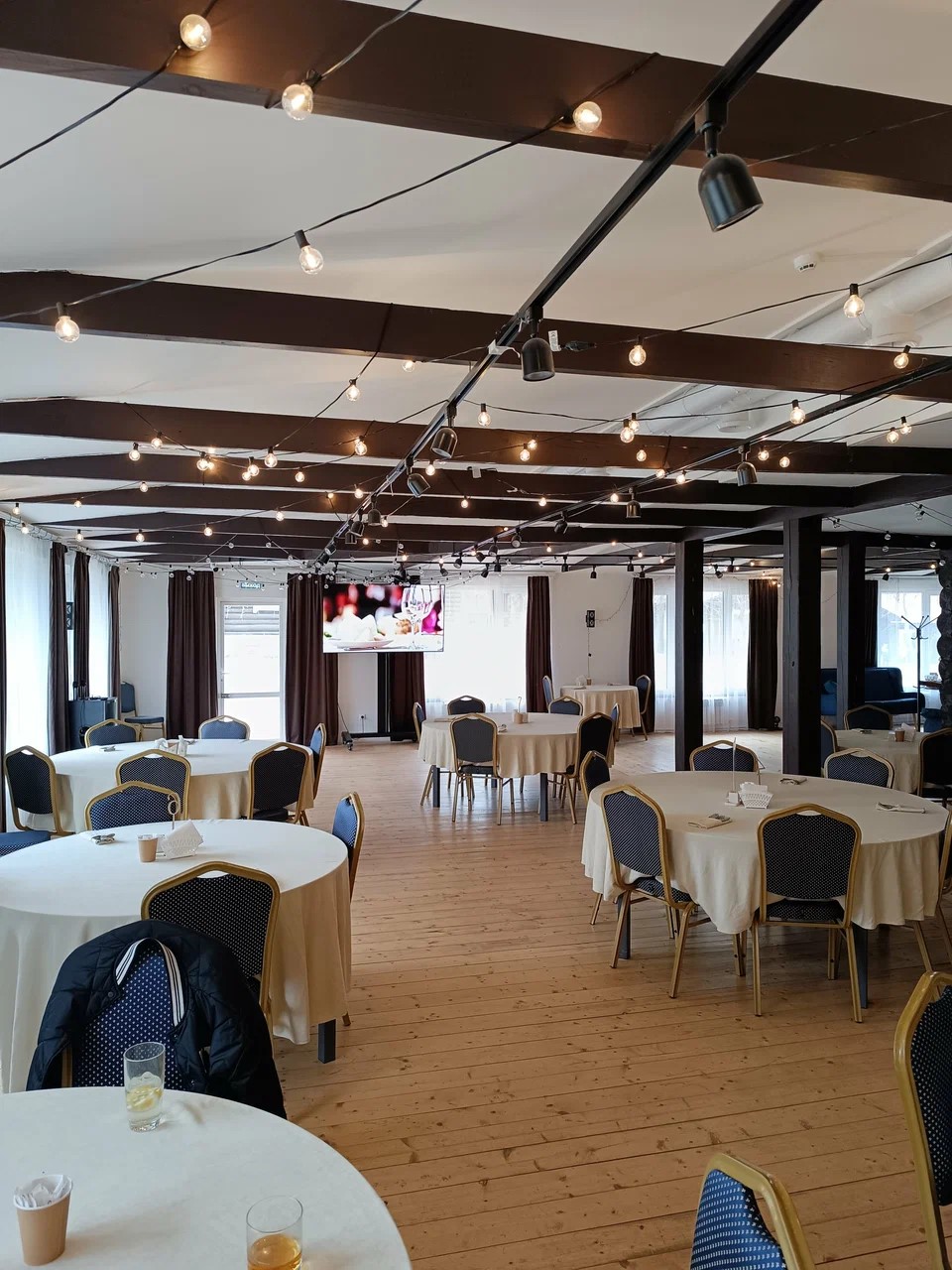 Math Cool. От идеи до своего продукта за 10 дней – детская программа, Калужская обл., Тарусский р-н . Путевки на детские программы на 2026 год, фото питания 1