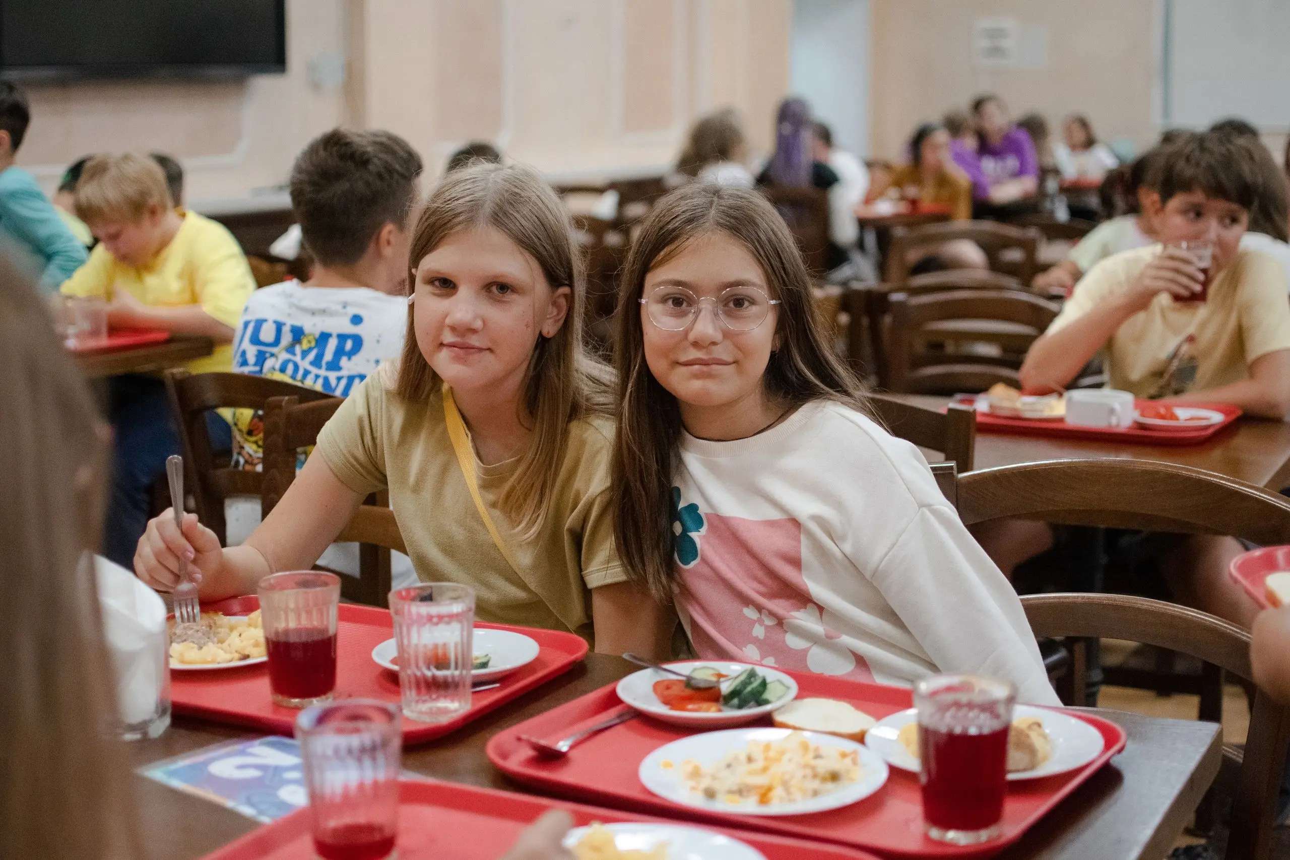 Enjoy Camp Роботы. Ёлочки – детская программа, Московская обл., Домодедово. Путевки на детские программы на 2026 год, фото питания 2