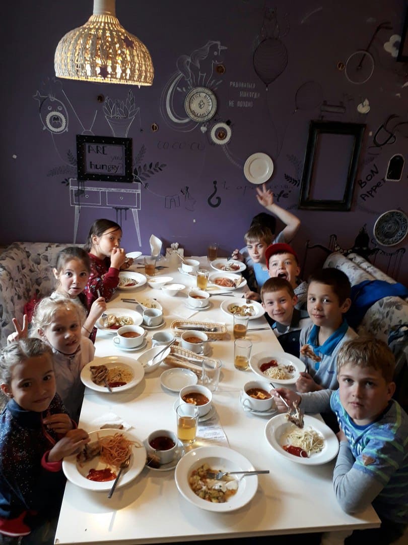«Созвездика» – городской лагерь, Санкт-Петербург, 2 филиала. Путевки в детский лагерь на 2023 год, фото питания 1