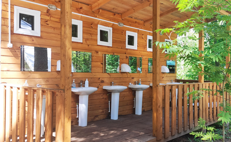 Валдайская Робинзонада. Классик (домики) – туристический лагерь, Новгородская обл., Валдай. Путевки в детский лагерь на 2026 год, фото размещения 6