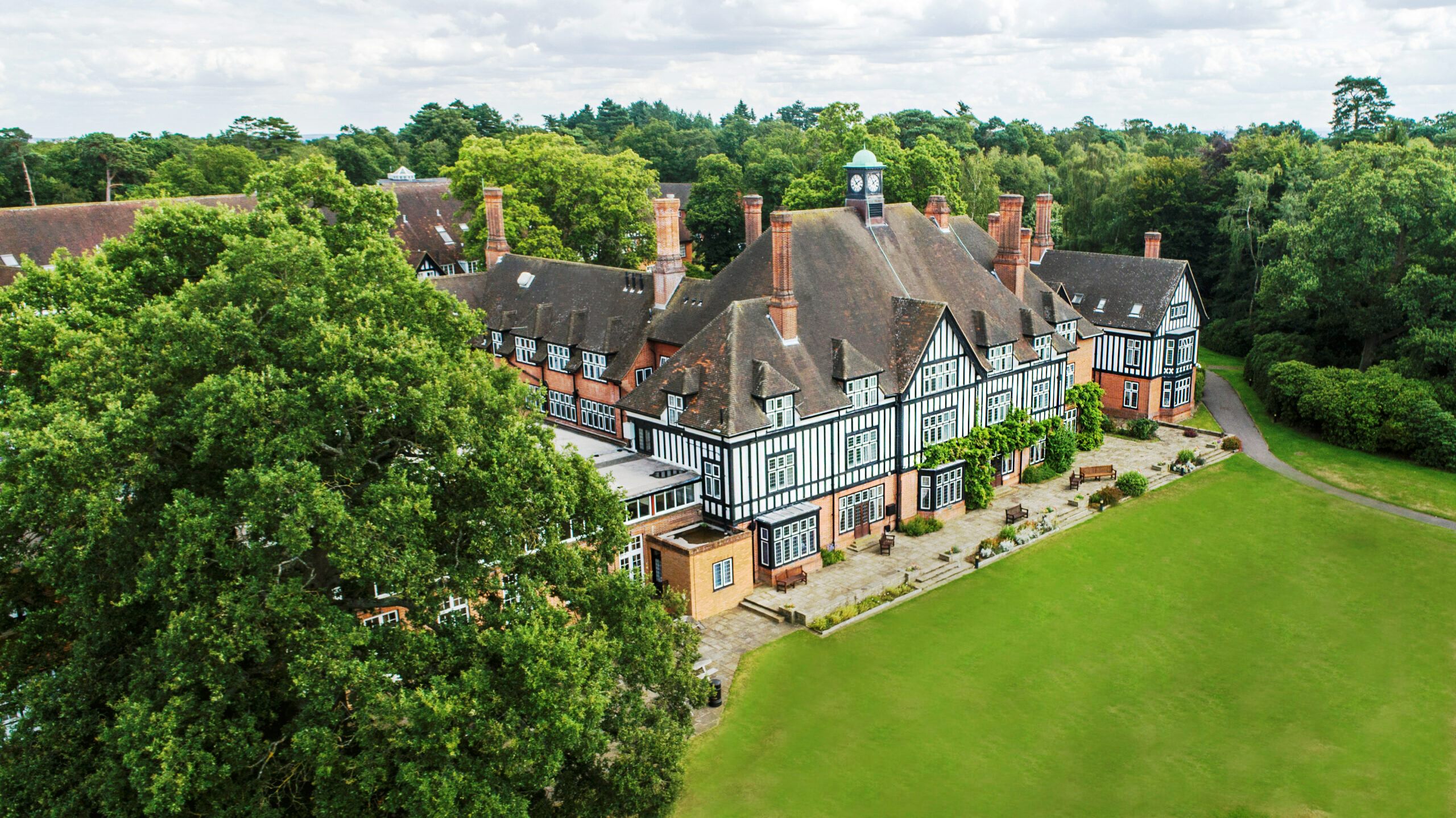 Junior Camp. Queenswood School – языковой лагерь, Великобритания, Хатфилд. Путевки в детский лагерь на 2025-2026 год, фото 7