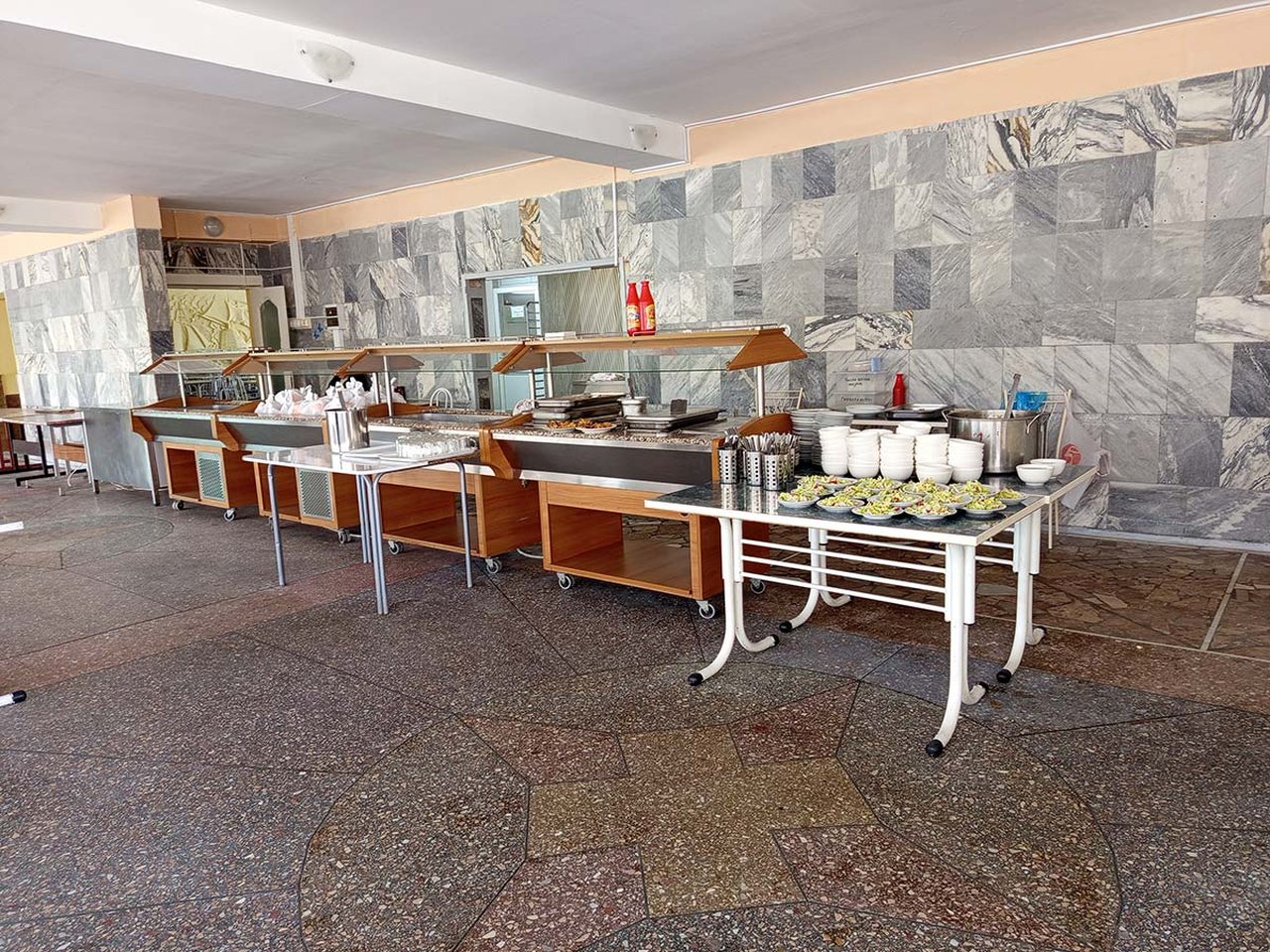 Химик – лагерь на море, Краснодарский край, Туапсинский р-н. Путевки в детский лагерь на 2026 год, фото питания 1