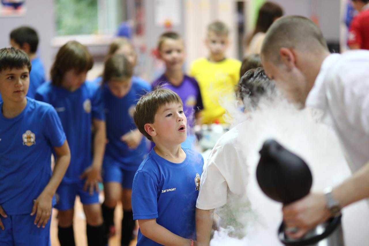 Школа мяча. Футбольный дневной кэмп Кузьминки – детская программа, Москва, м. Кузьминки. Путевки на детские программы на 2026 год, фото программы 3