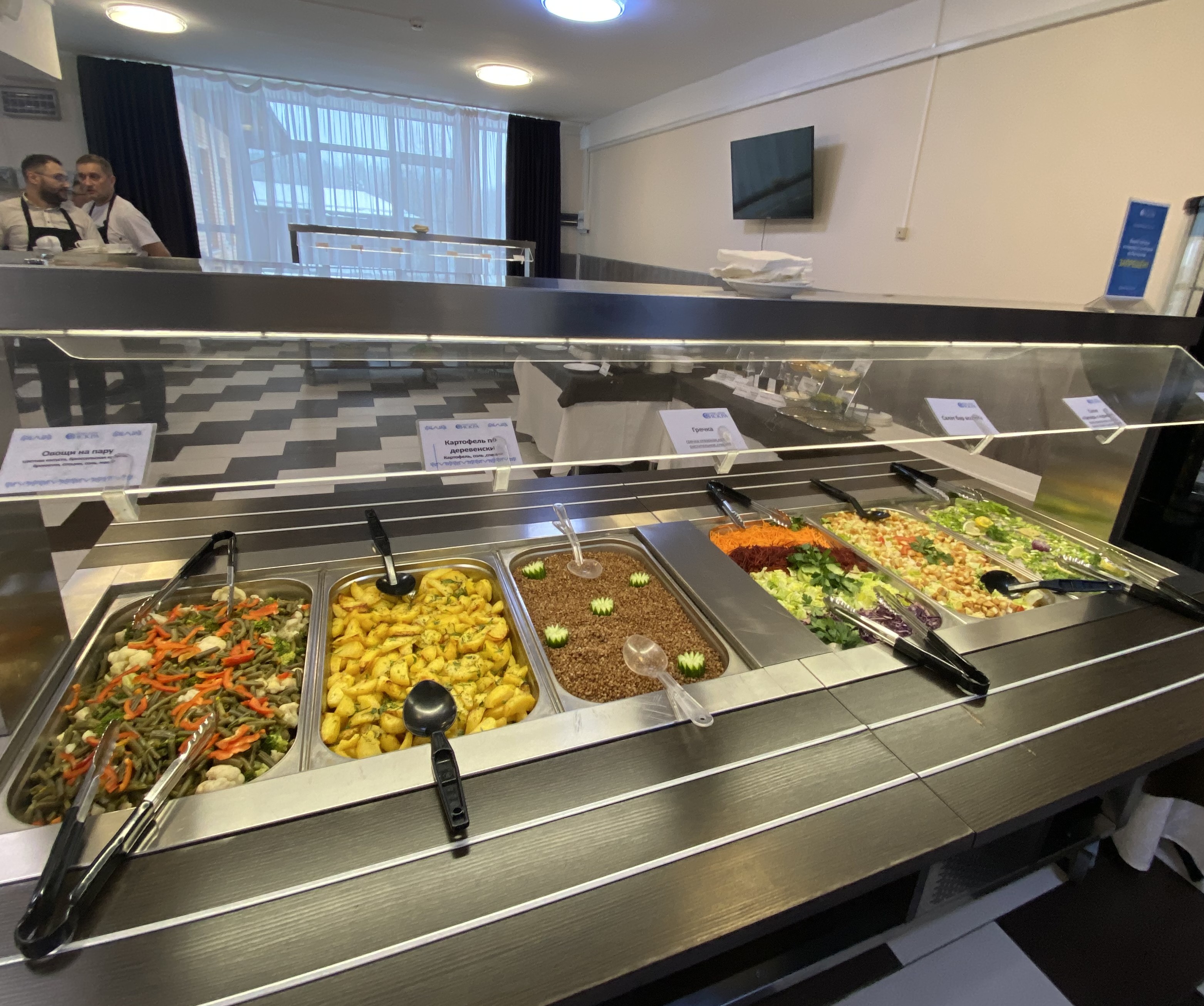 IP PUMP 20+ – психологический лагерь, Московская обл., 2 локации. Путевки в детский лагерь на 2025-2026 год, фото питания 1