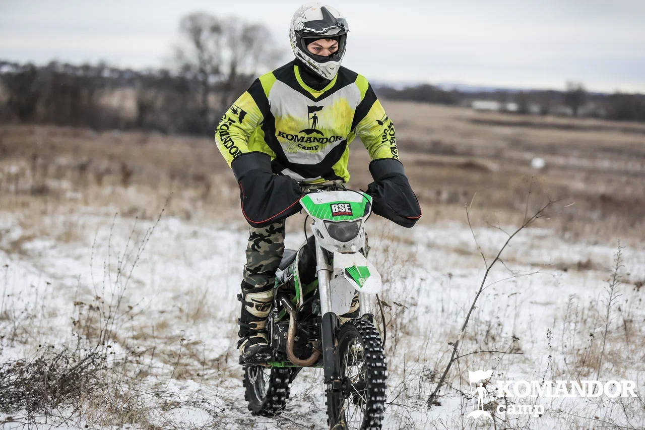 Komandor Camp. Зимний мото лагерь – спортивный лагерь, Калужская обл., Таруса. Путевки в детский лагерь на 2026 год, фото программы 8