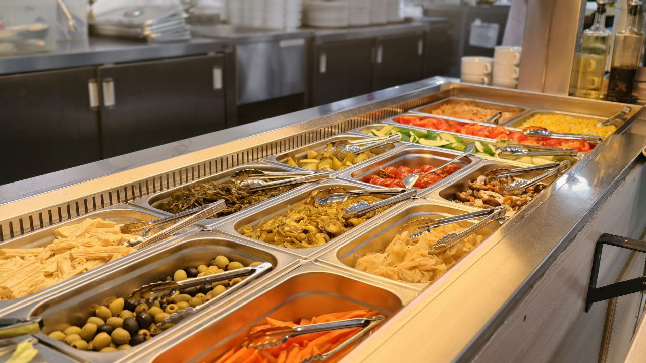 Сборы по плаванию SwimRocket в Анапе  – детская программа, Анапа. Путевки на детские программы на 2026 год, фото питания 2