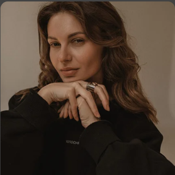 Джулия Опарина - Народная Школа People School Горнолыжная смена, Красная Поляна – детская программа, Краснодарский край, Сочи. Путевки на детские программы на 2026 год