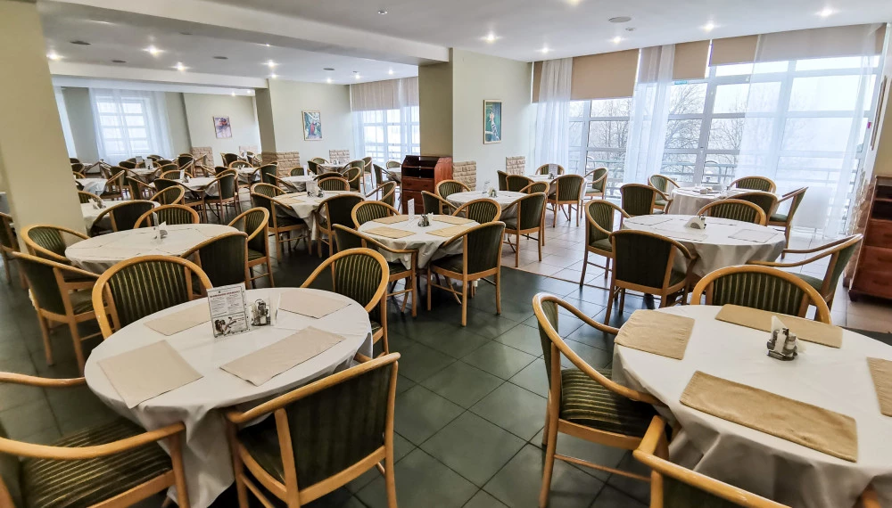 Английский клуб. Тропикана Парк – языковой лагерь, Московская обл., Химки. Путевки в детский лагерь на 2026 год, фото питания 5