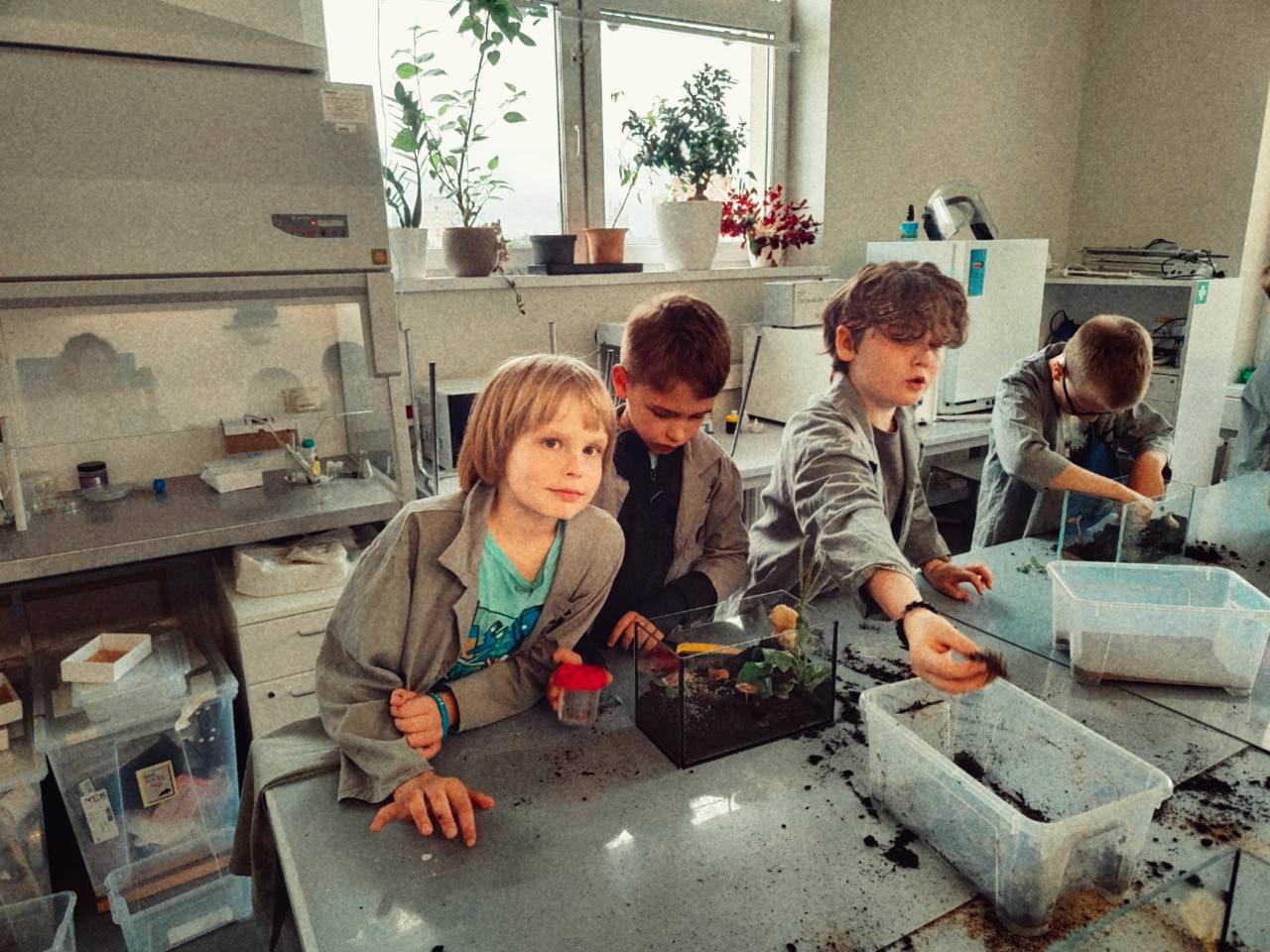 «Sciencely. Летние городские лаборатории», Москва, м. Раменки – 5.