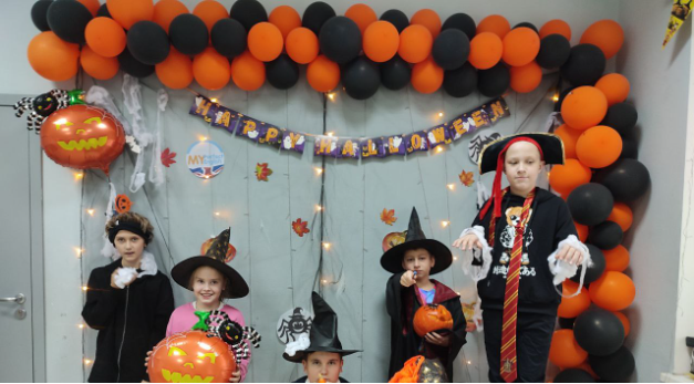 Клуб Городские каникулы. Тульская – городской лагерь, Москва, м. Тульская. Путевки в детский лагерь на 2025-2026 год, фото 1