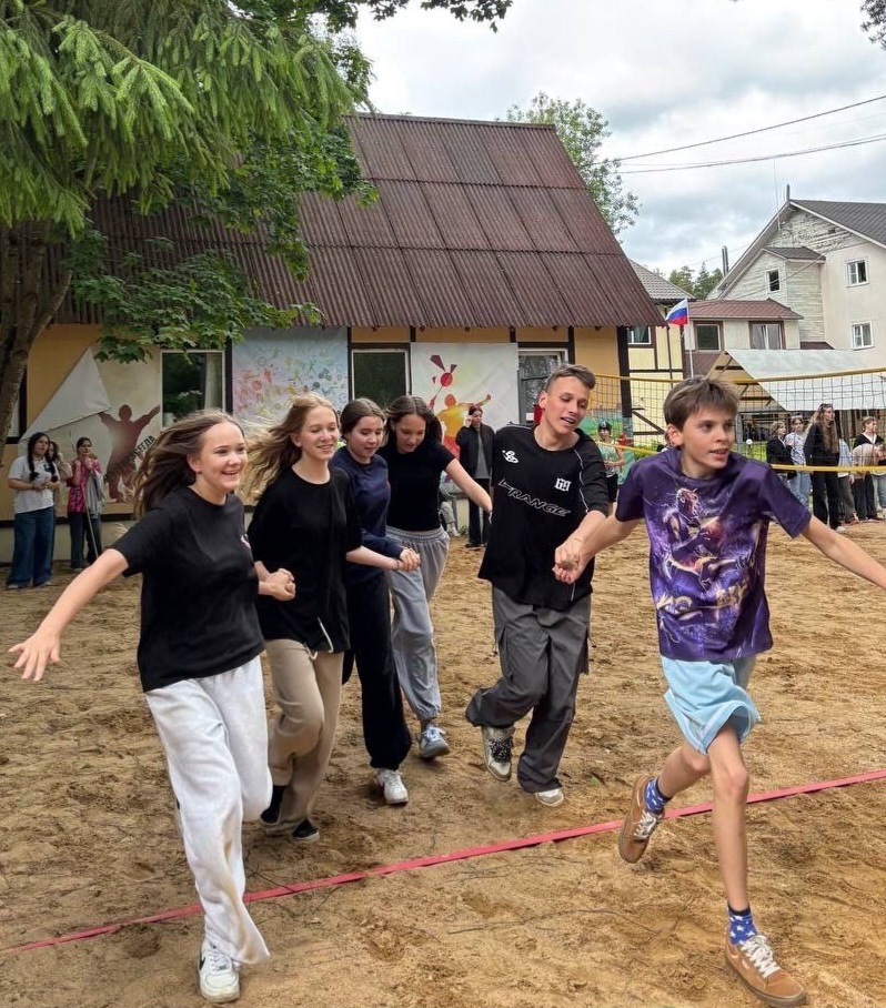 Подростково-детский творческий центр и лагерь Киноки. ДОЛ Адмиралтеец – творческий лагерь, Ленинградская обл., Гатчинский р-н. Путевки в детский лагерь на 2026 год, фото программы 7