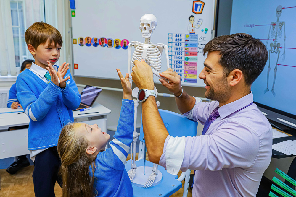 «Международная школа Санкт-Петербурга ISSPb», Санкт-Петербург, м. Чкаловская – 3.