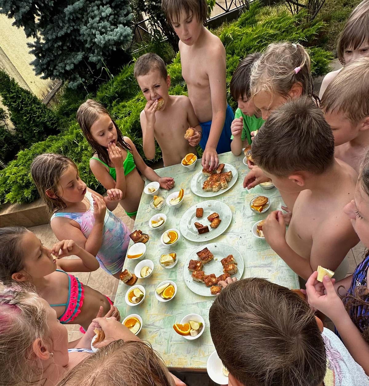 Будь боссом! Летняя академия успеха РайСкай – городской лагерь, Краснодарский край, Сочи. Путевки в детский лагерь на 2026-2027 год, фото питания 2