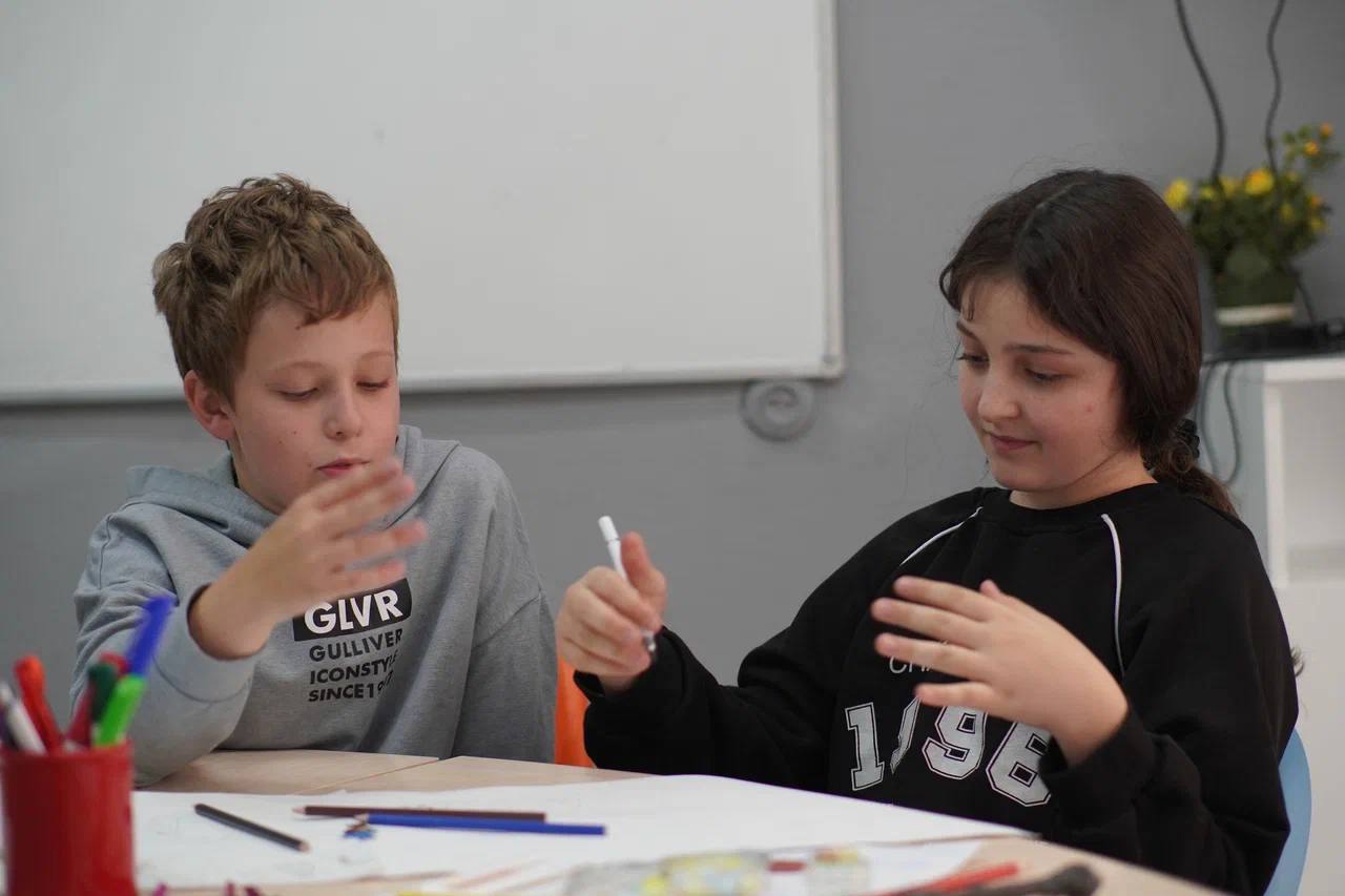 «Евразия. Английский клуб Vibes Camp», Москва, 2 филиала  – 5.