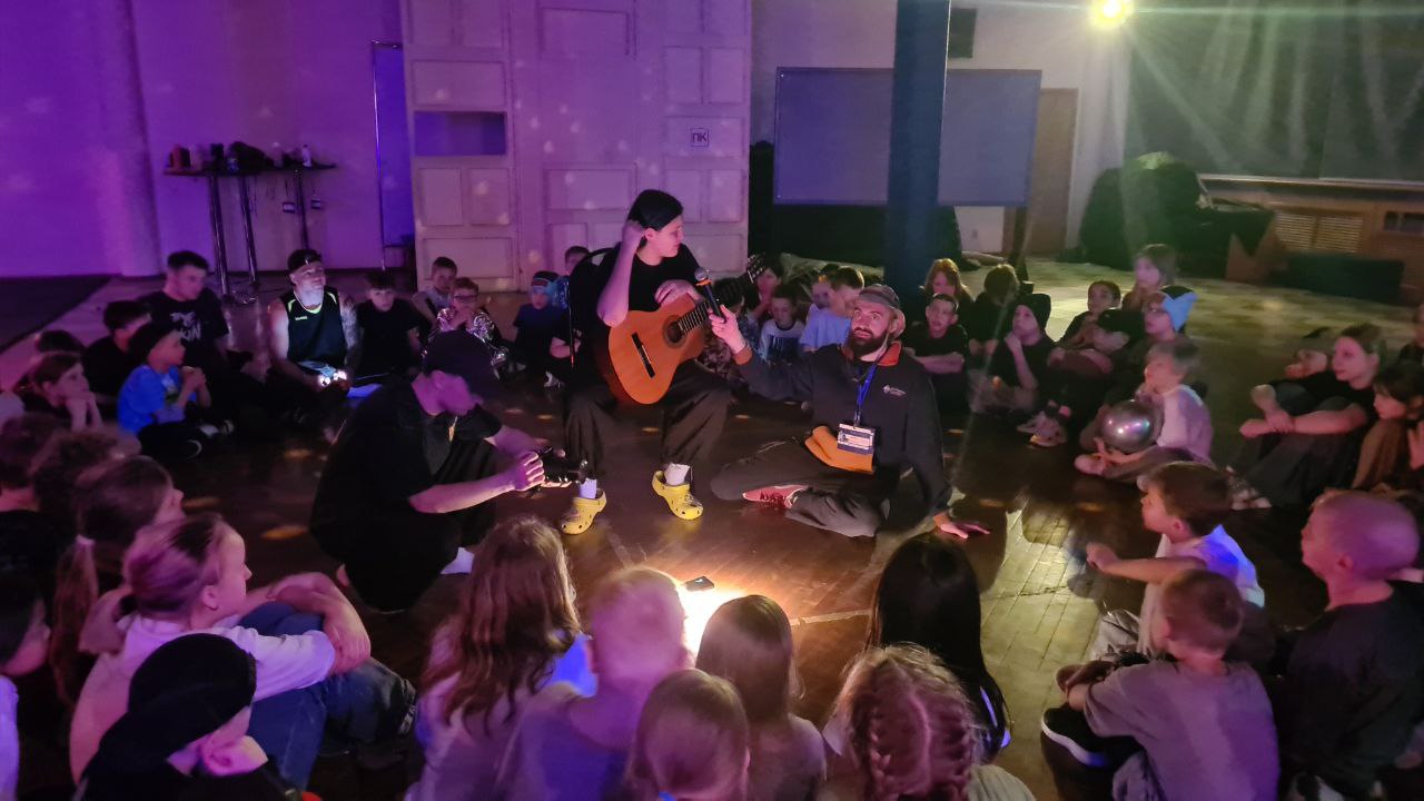 Фестиваль двигательных практик Здесь и сейчас – творческий лагерь, Московская обл., Мытищи . Путевки в детский лагерь на 2025-2026 год, фото 10